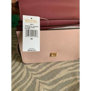 Michael Kors Mott Large Shoulder bag Pink